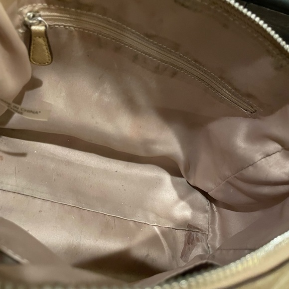 Coach crossbody. - Picture 3 of 5